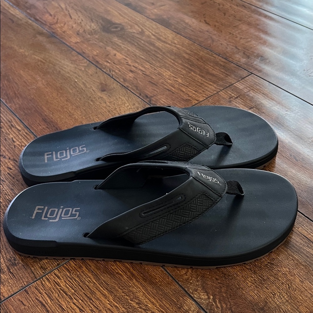 Flojos Black Sandals